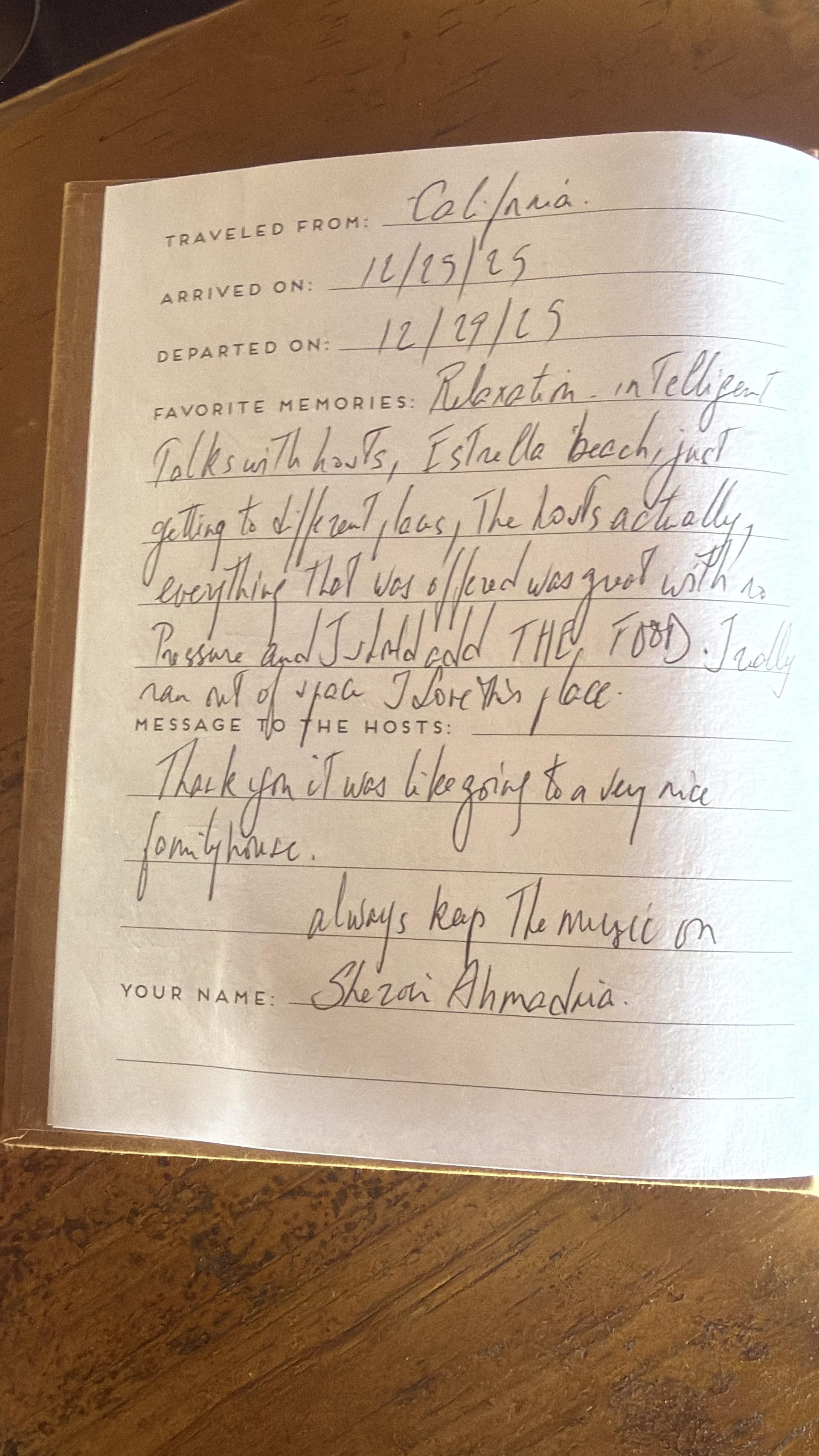 Handwritten guest review from Dolphin Blue Paradise guestbook