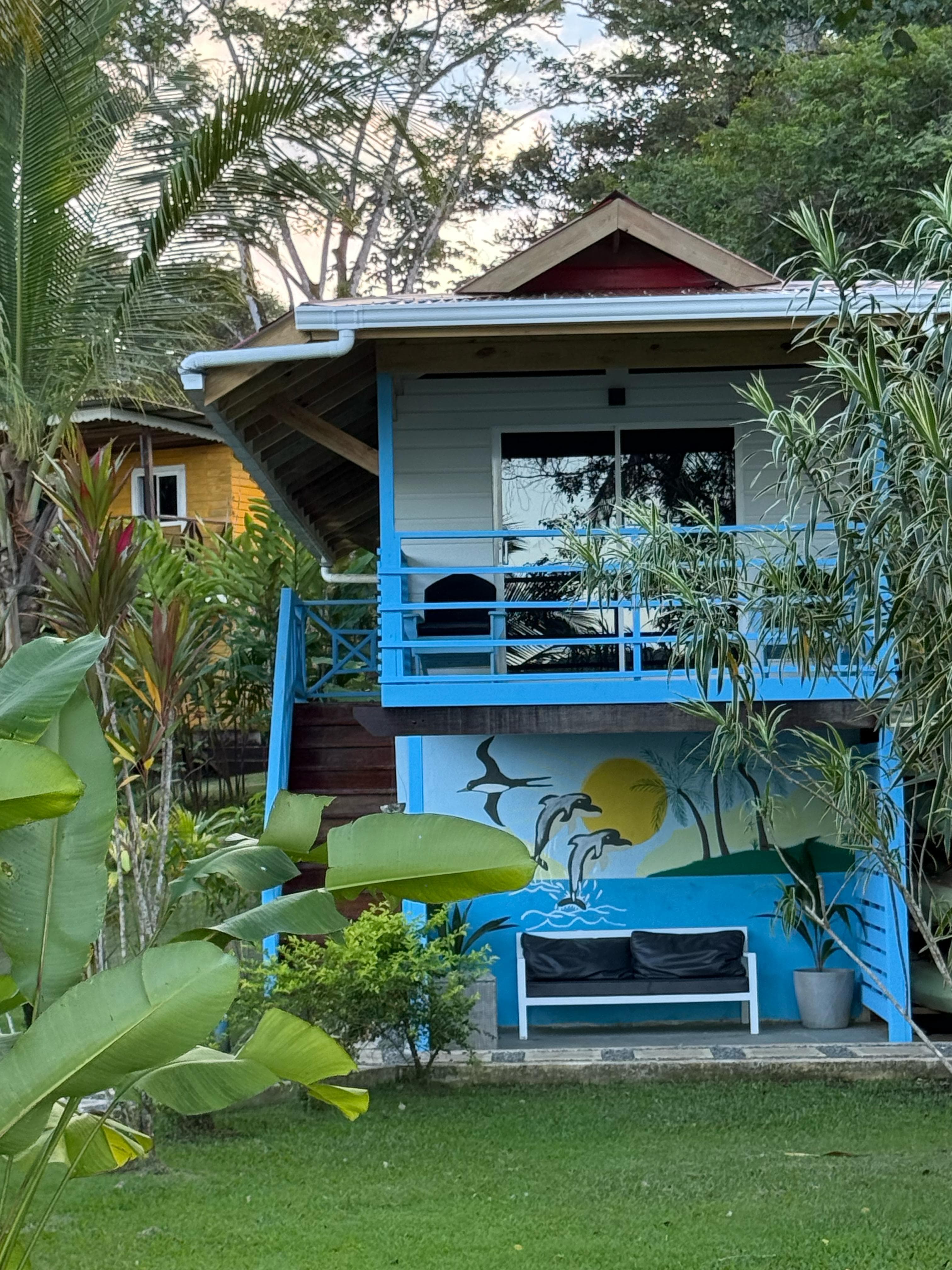 Dolphin View Room - Image 2