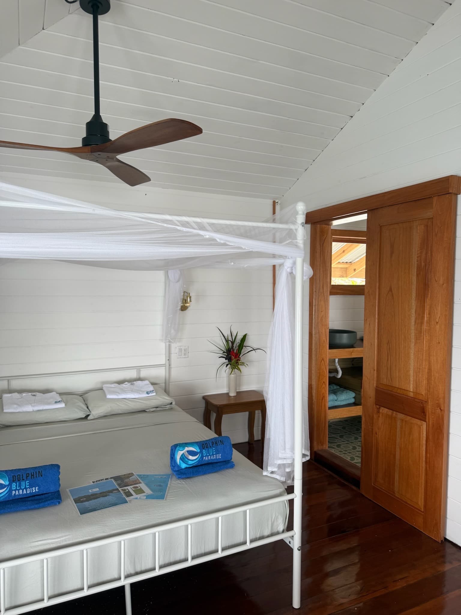 Overwater Villa - Image 4